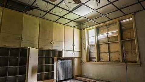 MAX decay Min Graffiti - DSC_3163.jpg