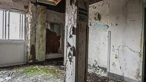 MAX decay Min Graffiti - DSC_3213.jpg