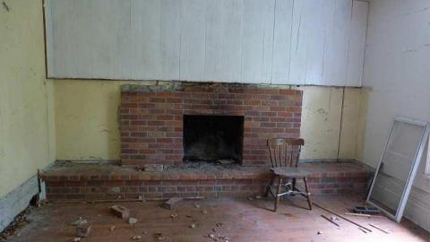 Photo from Wright or Wrong