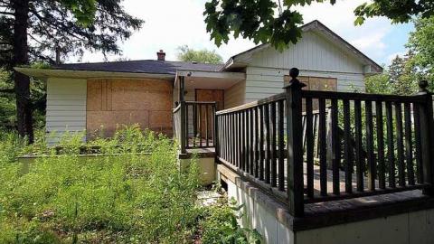 House Graveyard - IMG_1821.jpg