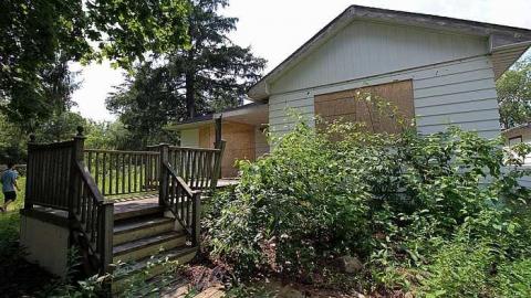 House Graveyard - IMG_1819.jpg