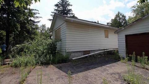 House Graveyard - IMG_1818.jpg