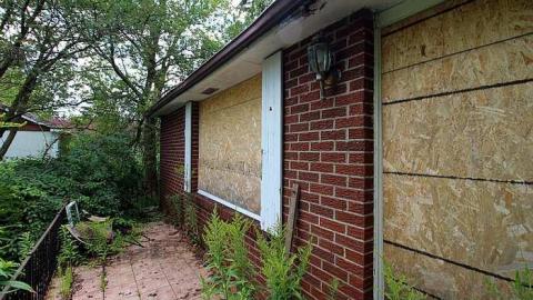 House Graveyard - IMG_1801.jpg