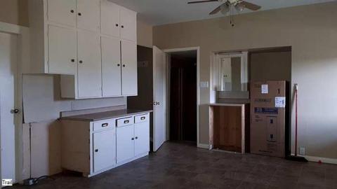 Pigeon Farmhouse - Guardian-Pigeons-Farmhouse46.jpg