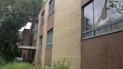 August 2017 - BoardedAbandoned-Apartment11.jpg