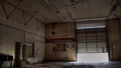 Monster Garage - 1b.jpg