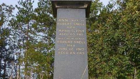 Snell and Rawn - Snells-Pioneer-Cemetery32.jpg
