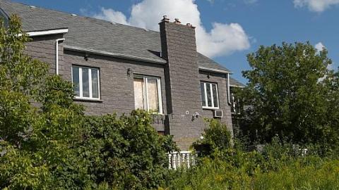 Beep Beep Beep - Pammett-Drug-House116.jpg