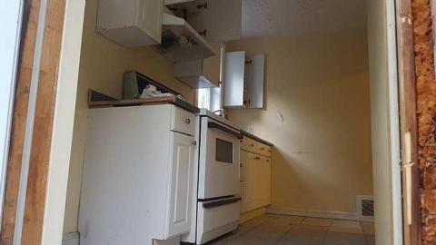 Abandoned Strip - 20170827_193805.jpg