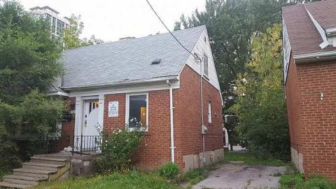 Abandoned Strip - 20170827_194622.jpg