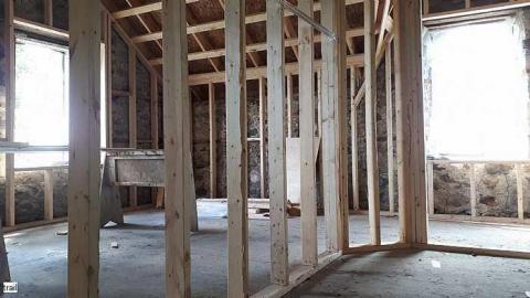 Restoration 2017 - Beautiful-Stone-House24.jpg