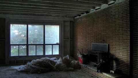 Bad to the Bones - 4.jpg