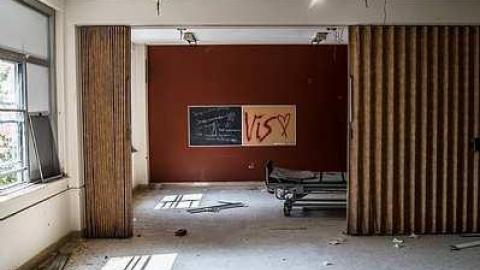 Toxic  - St-Catharines-General-Hospital155.jpg