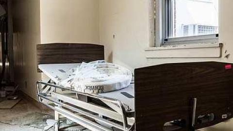 Toxic  - St-Catharines-General-Hospital167.jpg