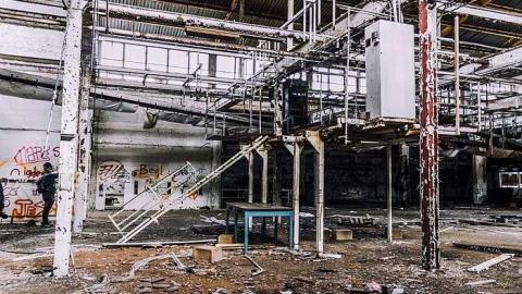 Cookie/Candy Factory - McCormicks-Biscuit-Factory310.jpg