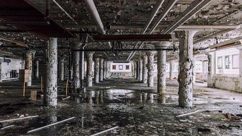 Cookie/Candy Factory - McCormicks-Biscuit-Factory987.jpg