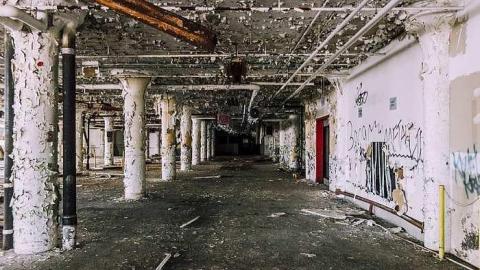 Cookie/Candy Factory - McCormicks-Biscuit-Factory316.jpg