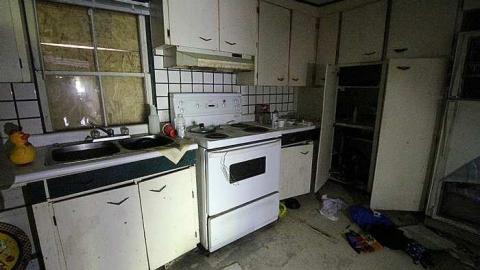 Converse Kid - IMG_2134.jpg