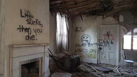 Victorian houses - Cullen-Gardens342.jpg