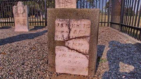 A Light In Yonder Skies  - Tillsonburg-Pioneer-Graveyard12.jpg