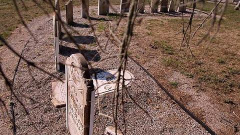 A Light In Yonder Skies  - Tillsonburg-Pioneer-Graveyard2.jpg