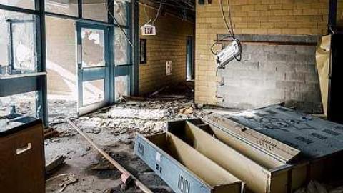 The End - Dr.-F.J.-Donevan-Collegiate283.jpg