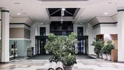 Dead Mall - Five-to-Zero9.jpg