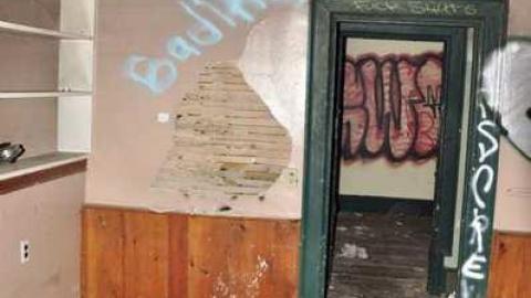 June 2011 - Rockwood-Farm-House154.jpg