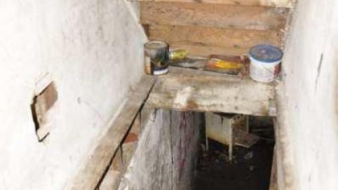 June 2011 - Rockwood-Farm-House35.jpg