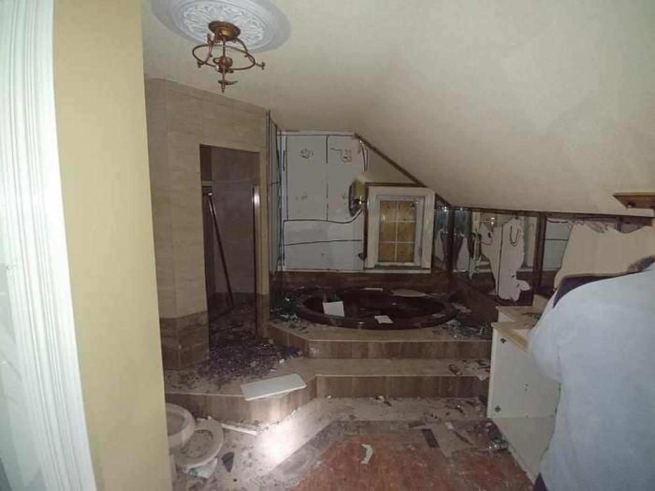 Vandal Presence  - 20171002_022629.jpg