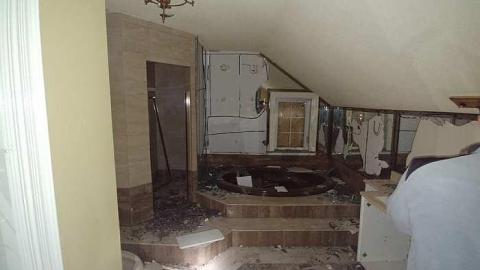 Vandal Presence  - 20171002_022629.jpg