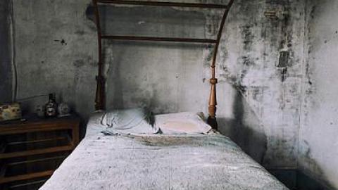 Watch your step... - Clarington-Jackpot76.jpg