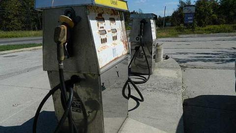 Pit Stop - 21731302_10156571514634638_2606589518171126757_n.jpg