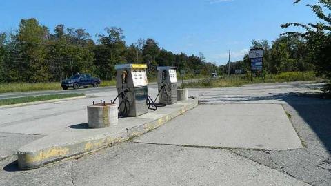 Pit Stop - 21743130_10156571519744638_5750270606053702260_n.jpg