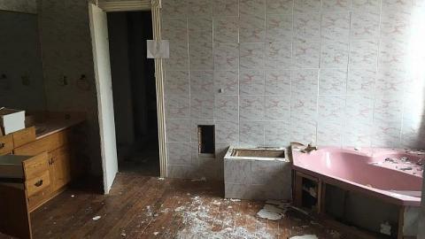 late October 2017 - Pammett-Drug-House146.jpg