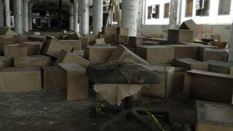 Photo from Am I Alone?