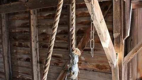 Speedway Dump - Kawartha-Downs-Speedway-House144.jpg