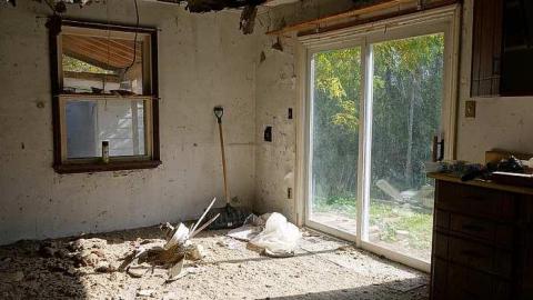 Fallen Ceilings '17 - DSC09653.jpg