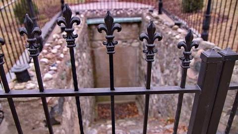 There Is Rest In Heaven  - Old-St.Pauls-Cemetery14.jpg