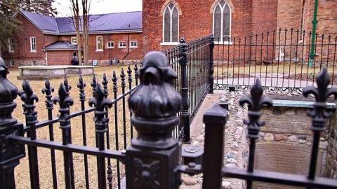 There Is Rest In Heaven  - Old-St.Pauls-Cemetery15.jpg