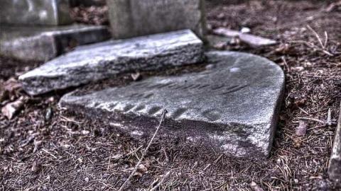 There Is Rest In Heaven  - Old-St.Pauls-Cemetery54.jpg