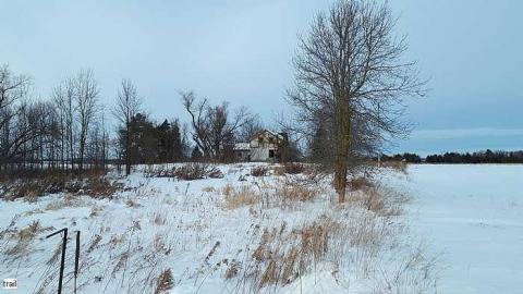 -17°c  Explore - Kenilworth-Farmhouse12.jpg