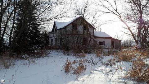 -17°c  Explore - Kenilworth-Farmhouse7.jpg