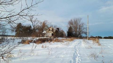 -17°c  Explore - Kenilworth-Farmhouse24.jpg