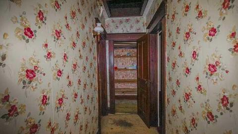 Heart Lake Gem (2016) - Latched-Into-Darkness14.jpg