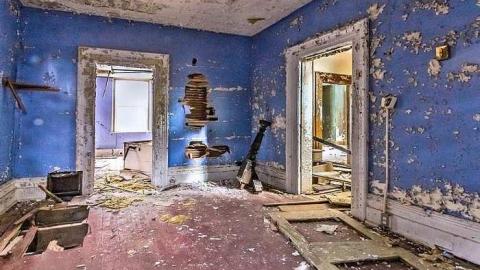 Century Home By A Creek - Highpoint-Of-The-Day218.jpg