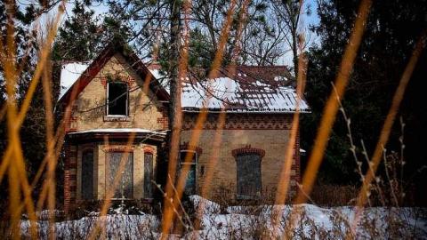 Century Home By A Creek - Highpoint-Of-The-Day8.jpg