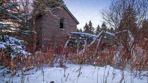 Collapsing In The Moonlight - Insulbrick-House127.jpg