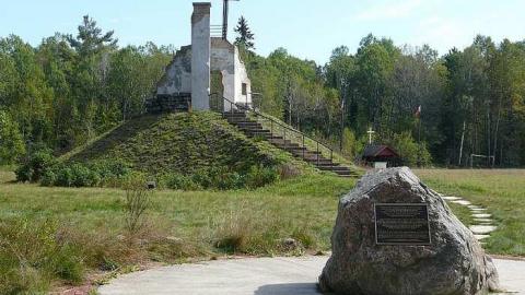 Memories of Warsaw - Szare-Szeregi-Monument15.jpg