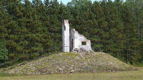 Memories of Warsaw - Szare-Szeregi-Monument10.jpg